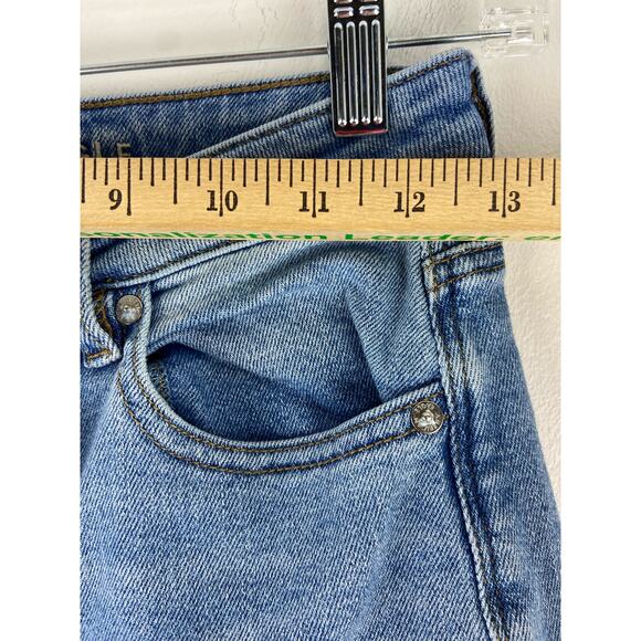 American Eagle stretch light wash denim boyfriend jeans size 24x25 (1127) - Picture 5 of 11